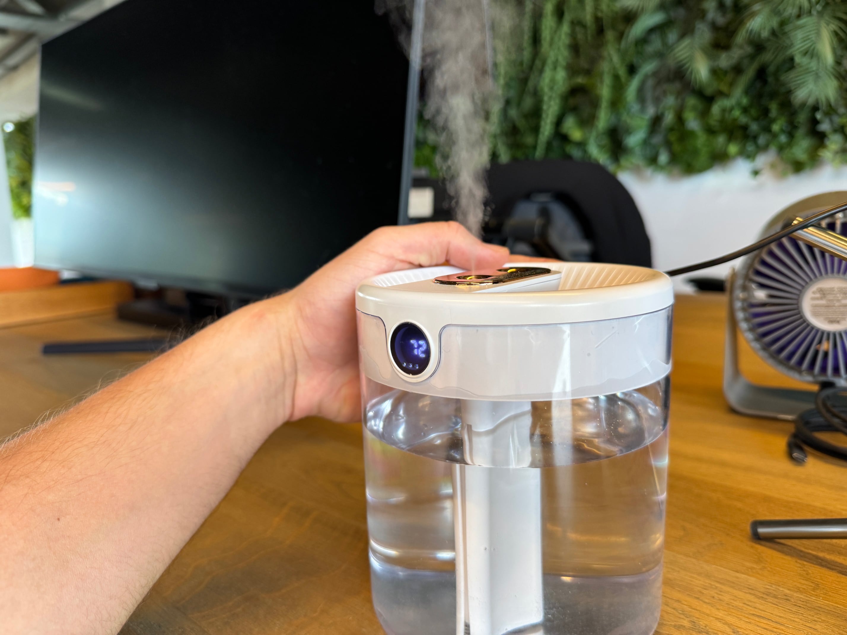 Dreamzy Humidifier in bedroom setting